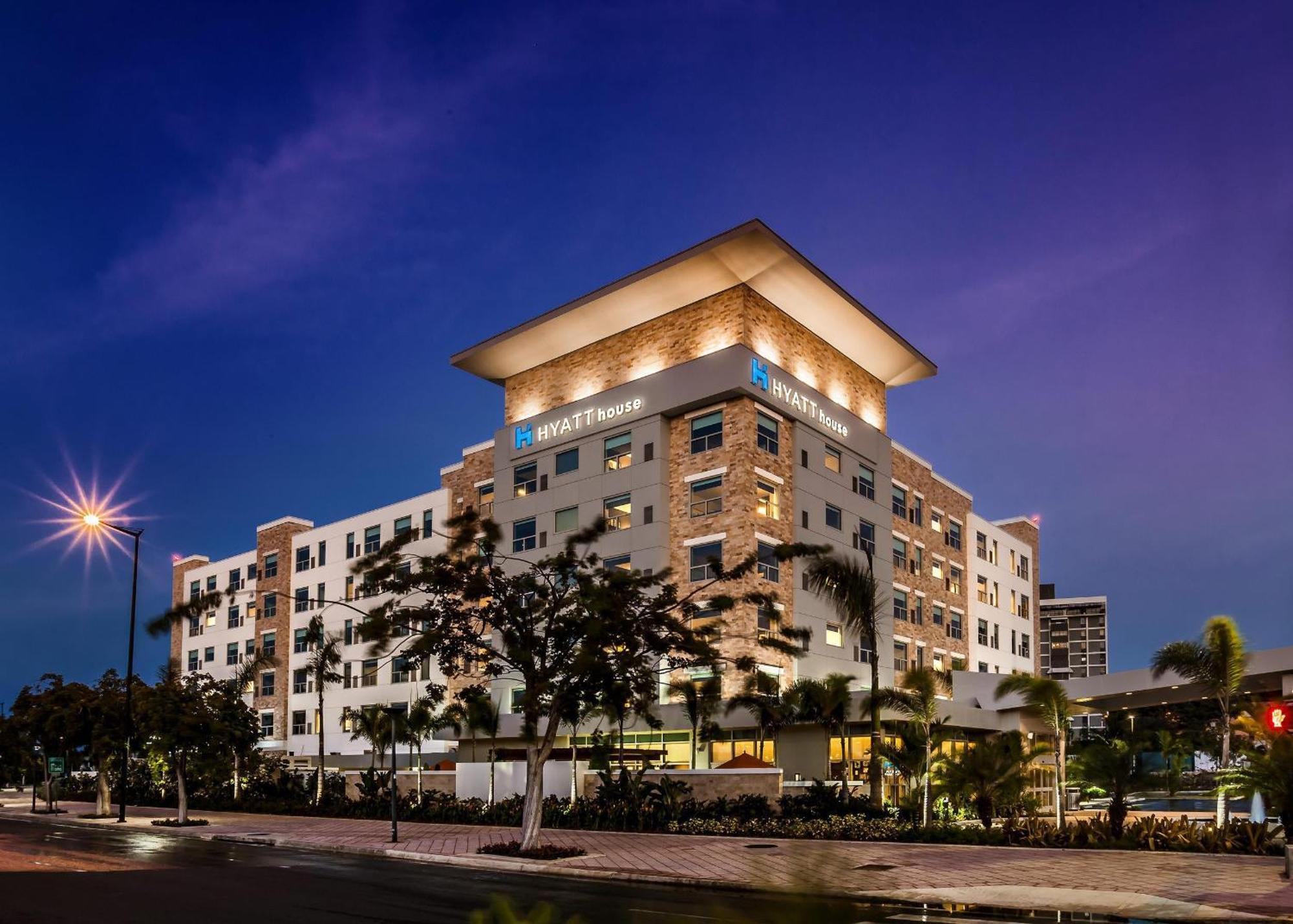 Hyatt House San Juan Hotel Екстериор снимка